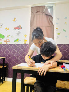 Lớp học viết ở Quận 2